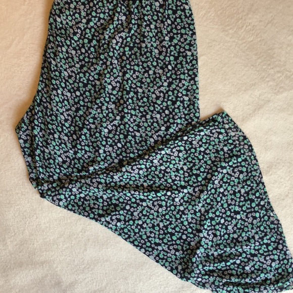 Cute Torrid Breakaway Slacks, Sheer w/ Shorts. New.  Floral on Navy. - Picture 12 of 13